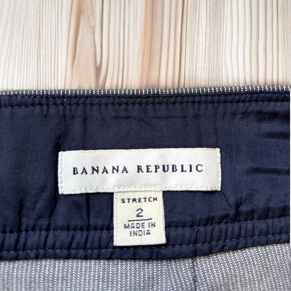 Banana Republic Navy Stretch Pencil Skirt Size 2 Workwear Career Classic - Picture 4 of 4